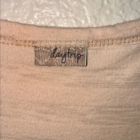 Daytrip Beige and Green Short Sleeve Top - Picture 4 of 5